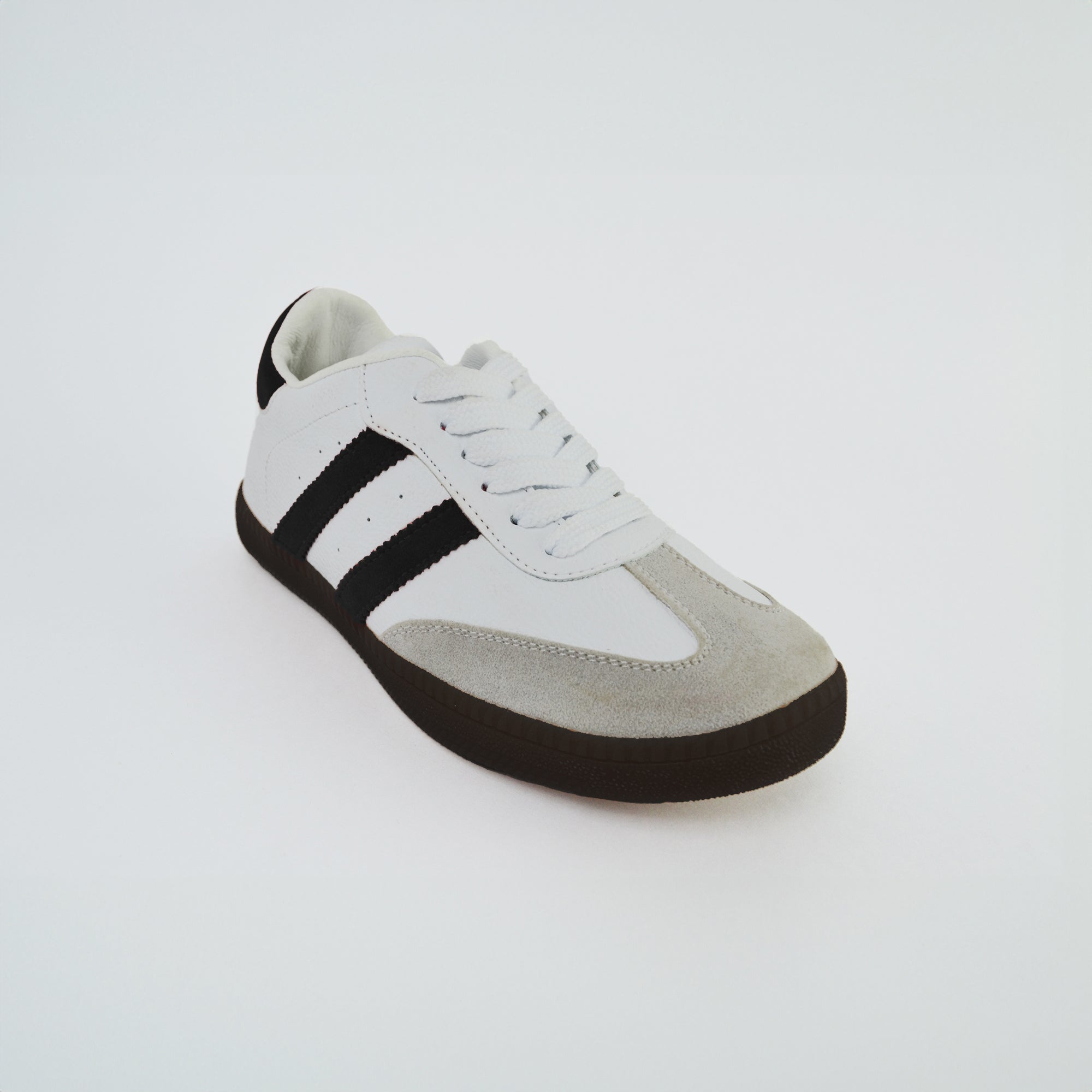 Tenis Celeste Blanco y Negro