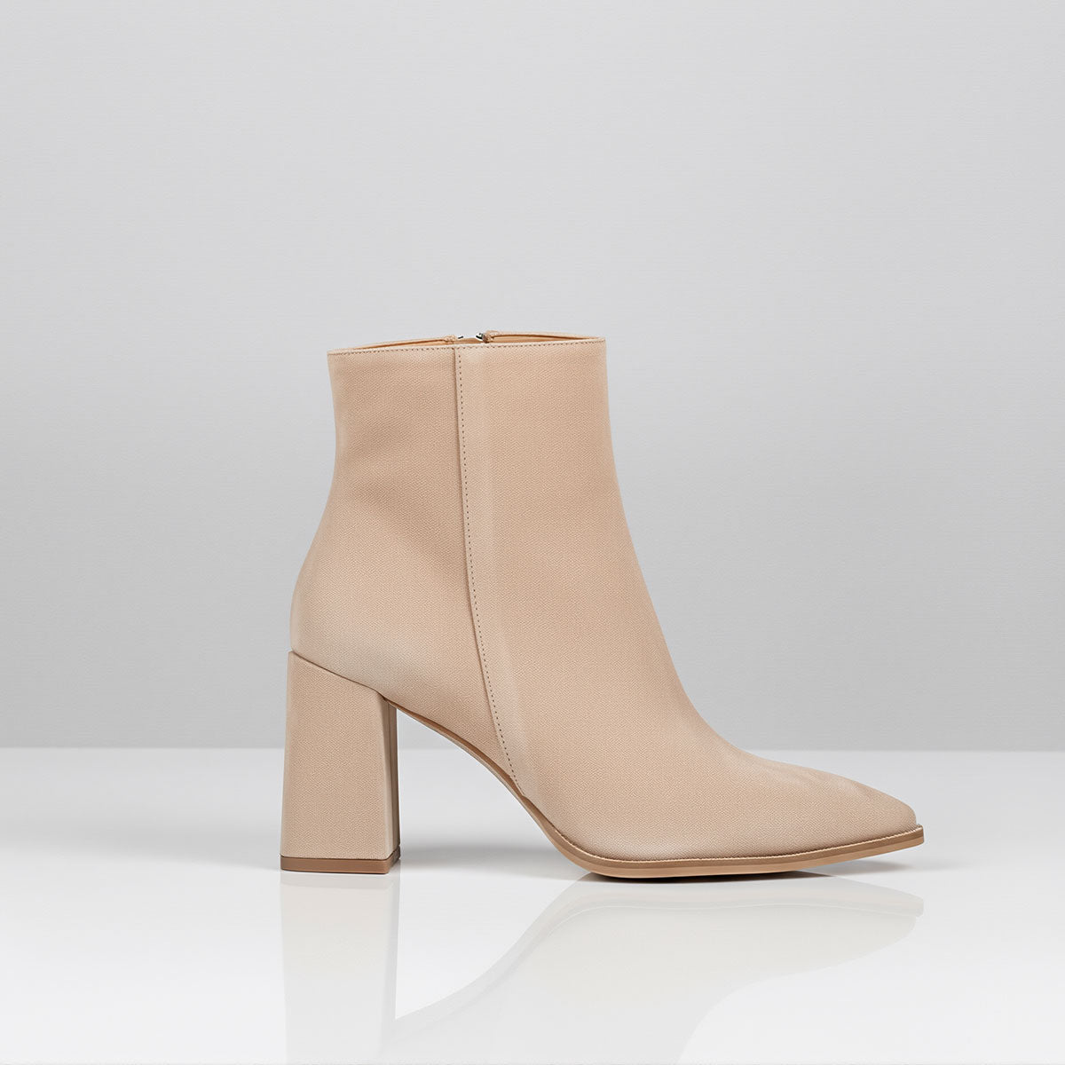 Botines Icona Beige Gamuza